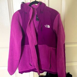 Magenta TheNorthFace zip up